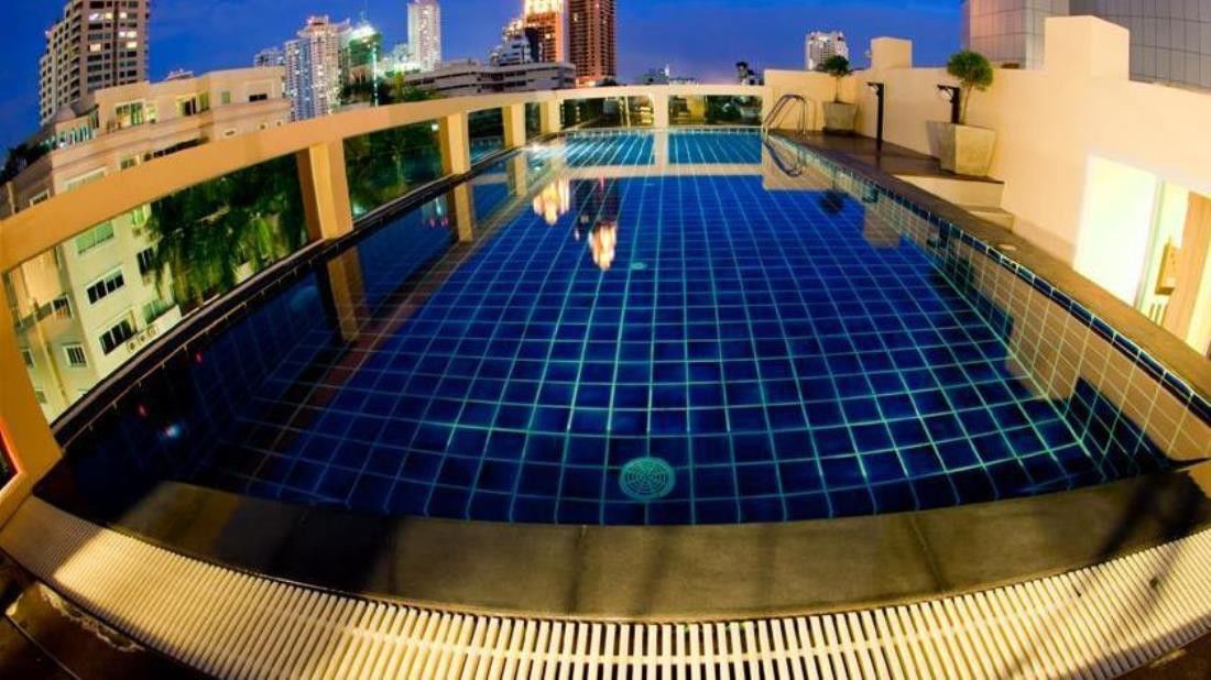 素坤逸20号iCheck旅馆公寓 曼谷 外观 照片